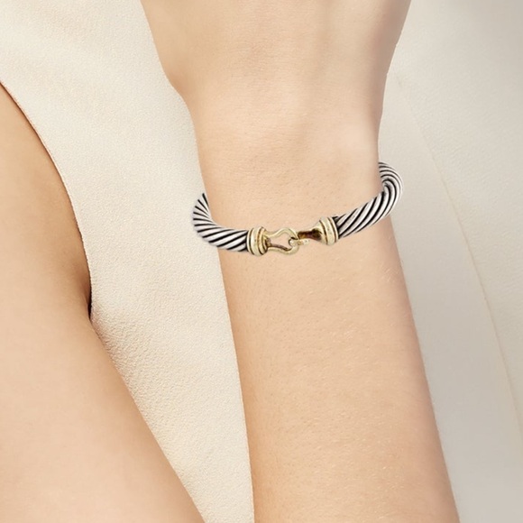 David Yurman Buckle Classic Cable Bracelet - Picture 2 of 4